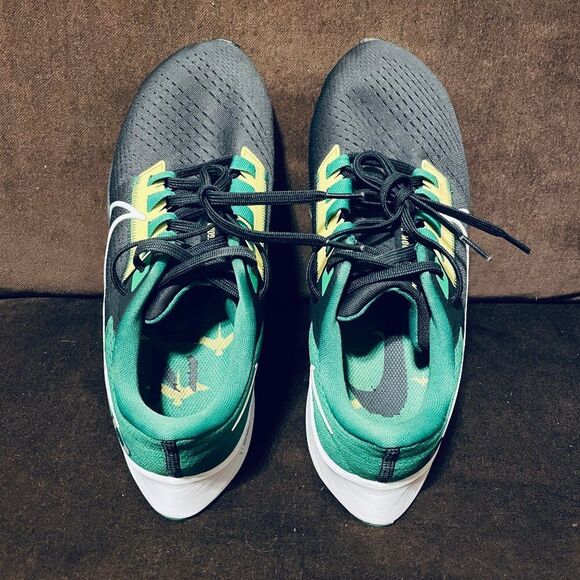 Nike Air Zoom Pegasus 38 OREGON Fighting DUCKS Green 9 US DJ0840 001 Wmns 10.5 - Picture 6 of 9